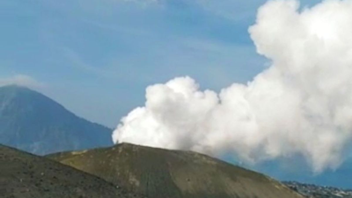 Kembali Erupsi Hari Ini, Nelayan dan Warga Diimbau Tak Boleh Mendekat ke Gunung Anak Krakatau 