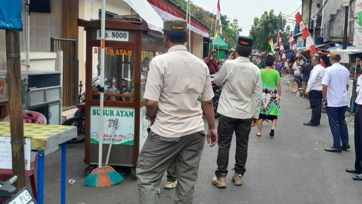 Satpol PP Transportation 10野生のPKLカート in Utan Panjang Jakpus
