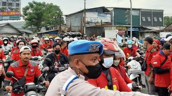 Ribuan Buruh Tangerang Turun ke Jalanan Lagi, Maunya Upah Minimun Naik 10 Persen