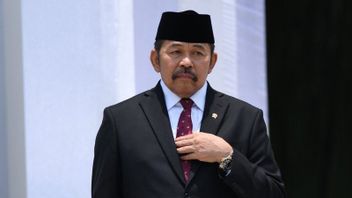 10万印尼盾慈善箱窃贼被判处2年徒刑，但司法部长希望通过退款解决5000万印尼盾的腐败问题