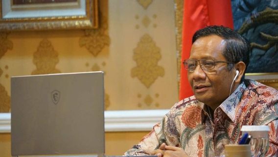Écrivant Au Tribunal De District De Surabaya, Mahfud MD Demande à L’auteur D’être Condamné à