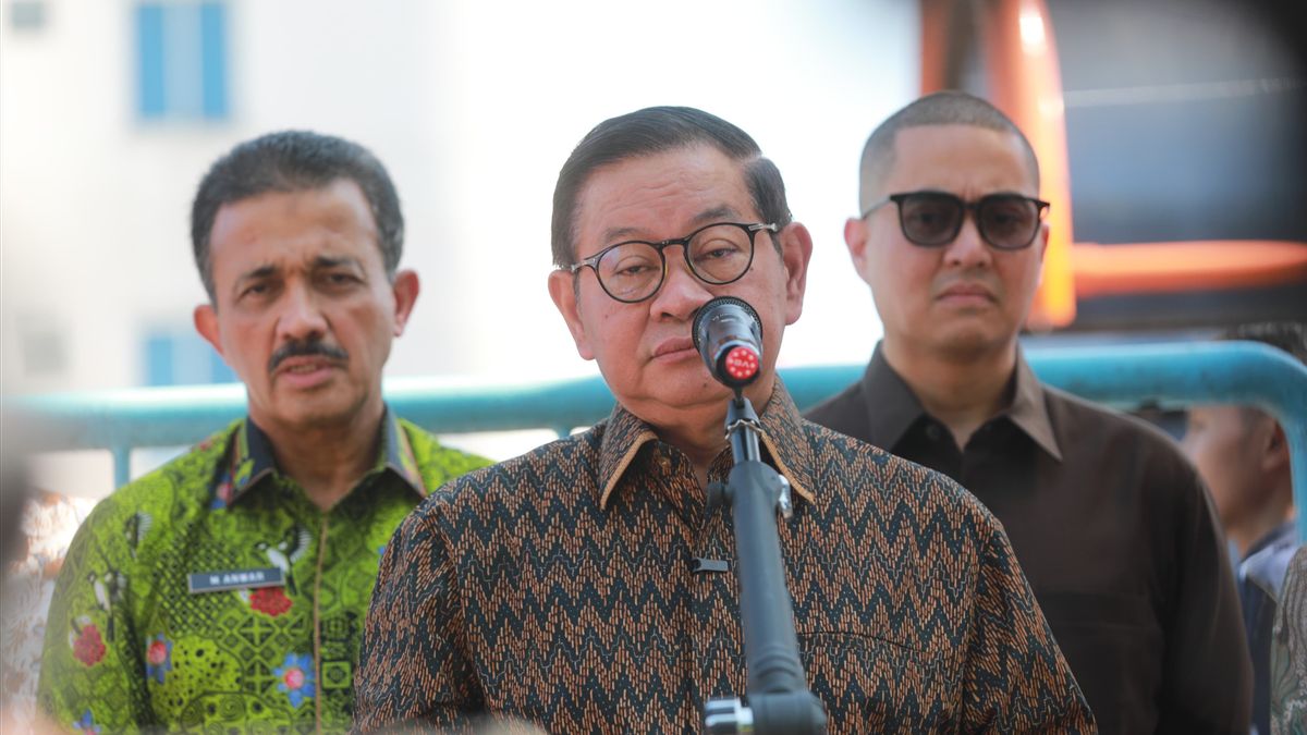 Pramono Jawab Keluhan Potongan Pajak THR PJLP: Pemprov DKI Ikuti Aturan Pemerintah Pusat 