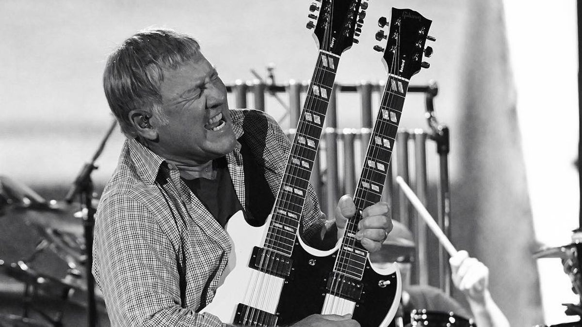 Alex Lifeson Talks About His Deteriorating Sendi Infectious Disease