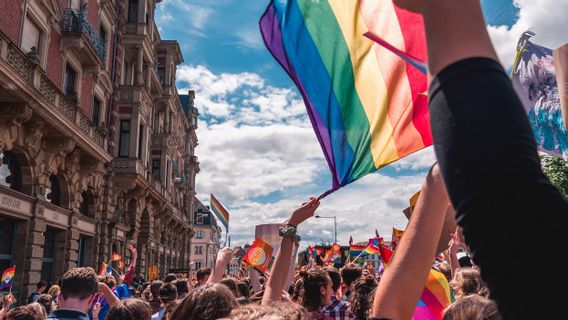 Mahkamah Agung Rusia Tetapkan Gerakan LGBT Sebagai Ekstremis, Seluruh Aktivitas Terkait Dilarang