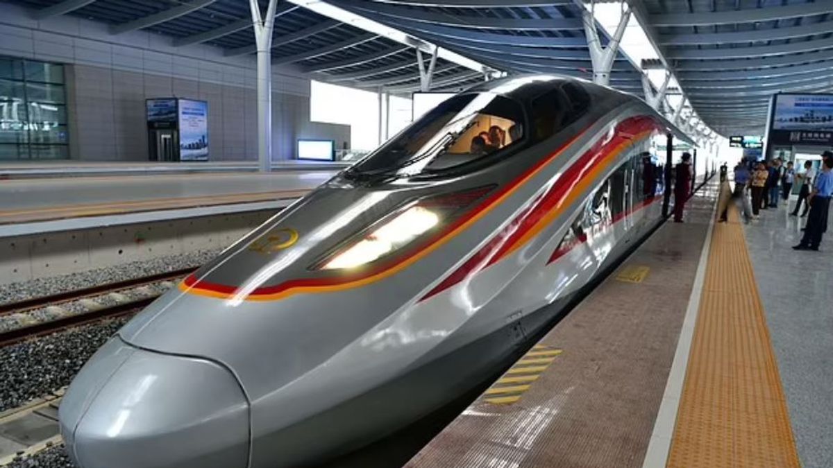中国は数兆元の投資で世界最速の鉄道網を持っています