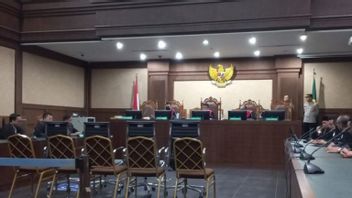    Lukas Enembe Masuk RSPAD, Hakim Pengadilan Tipikor Tunda Sidang Vonis