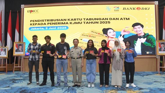 Pemprov DKI Salurkan KJMU ke 2.094 Mahasiswa Penerima Baru