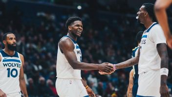 Edward Cetak 44 Poin Bawa Timberwolves Hajar Pelicans