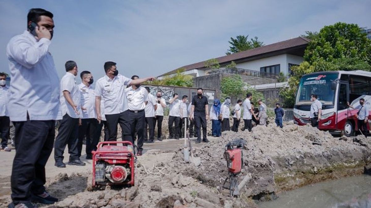 Tegas, Bobby Nasution Marah Pemasangan U-Ditch Tidak Betul