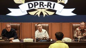 Hari Ini, DPR Janji Bahas Tuntutan 17+8 dengan Setiap Fraksi di Parlemen