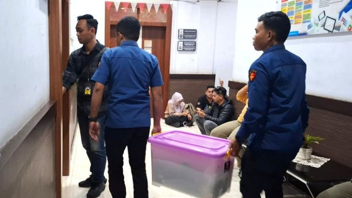 Kejati Sulsel Geledah 2 Kantor Pemprov terkait Kasus Korupsi Bibit Nanas