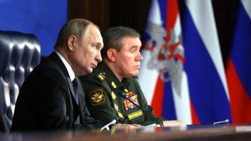 رئيس الأركان العامة يدعو إلى إصلاحات عسكرية روسية تحسبا لتوسع محتمل لحلف الناتو 