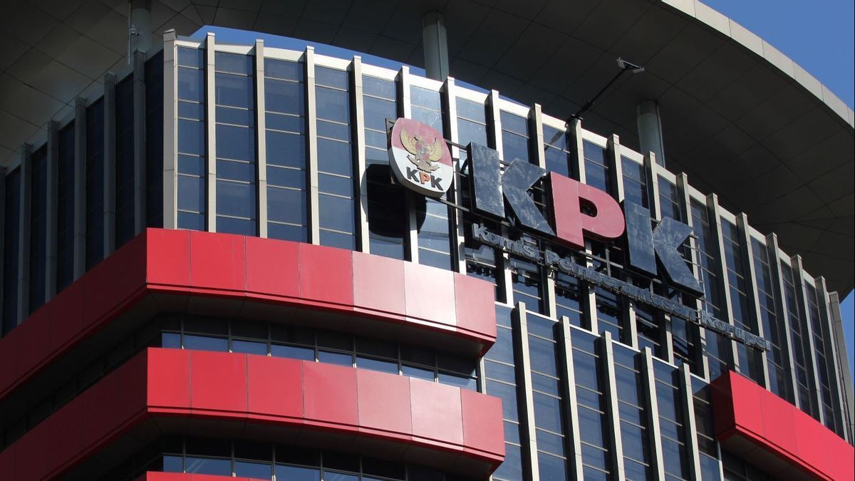 2 Directors Absent from KPK Call in LPEI Corruption Case
