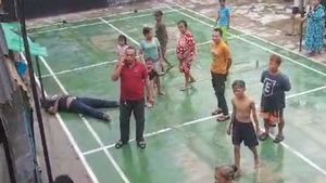pluie abondante, un élève de SMK tué par une foudre alors qu’il jouait à Cakung