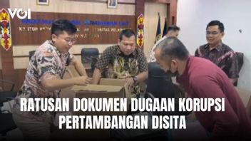 カルタラ検察官、ヌヌカンリージェンシーの5つの政府機関事務所を捜索、数百の文書が押収される