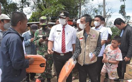 Plt Bupati Bener Meriah Beri Bantuan Sembako, Alat Masak dan Bahan Bangunan Bagi Warga Korban Kebakaran