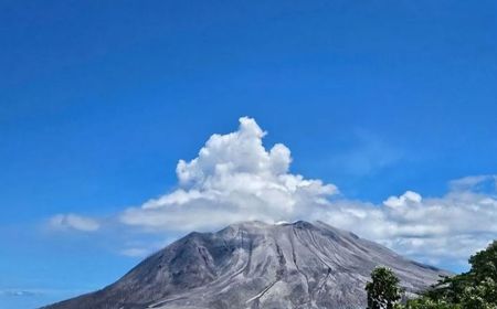 Status Gunung Ruang Turun, Pengungsi di Luar Zona Merah Kembali Pulang