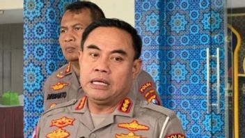 Mothers Bogging At The Resort Police Because Their Children Failed SIM Exams 13 Times, Dirlantas East Java Affirmed That The Police Are Not Allergic To Criticism