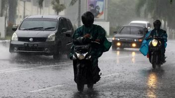BMKG: Jatim Masuk Peralihan Musim Kemarau ke Hujan
