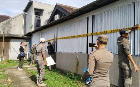 Diadukan Masyarakat, Tempat Karaoke di Puncak Bogor Disegel Satpol PP