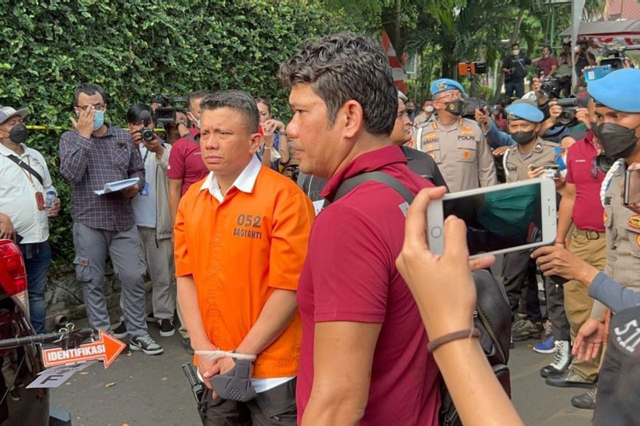 ブリプカ・リッキー・リサールの処刑:フェルディ・サンボのJ准将射殺命令をあえて拒否