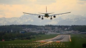 FAA Segera Rinci Dampak Layanan 5G terhadap Perangkat Sensitif di Pesawat Komersil