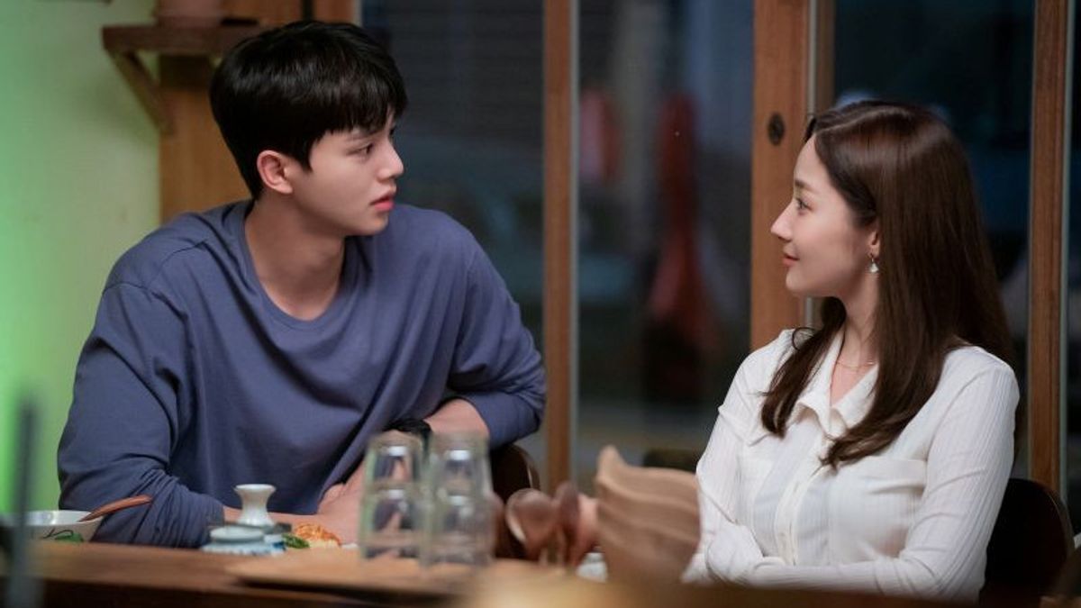 Song Kang dan Park Min Young Bikin Baper, Ini 5 Pesona Drama Korea Forecasting Love and Weather