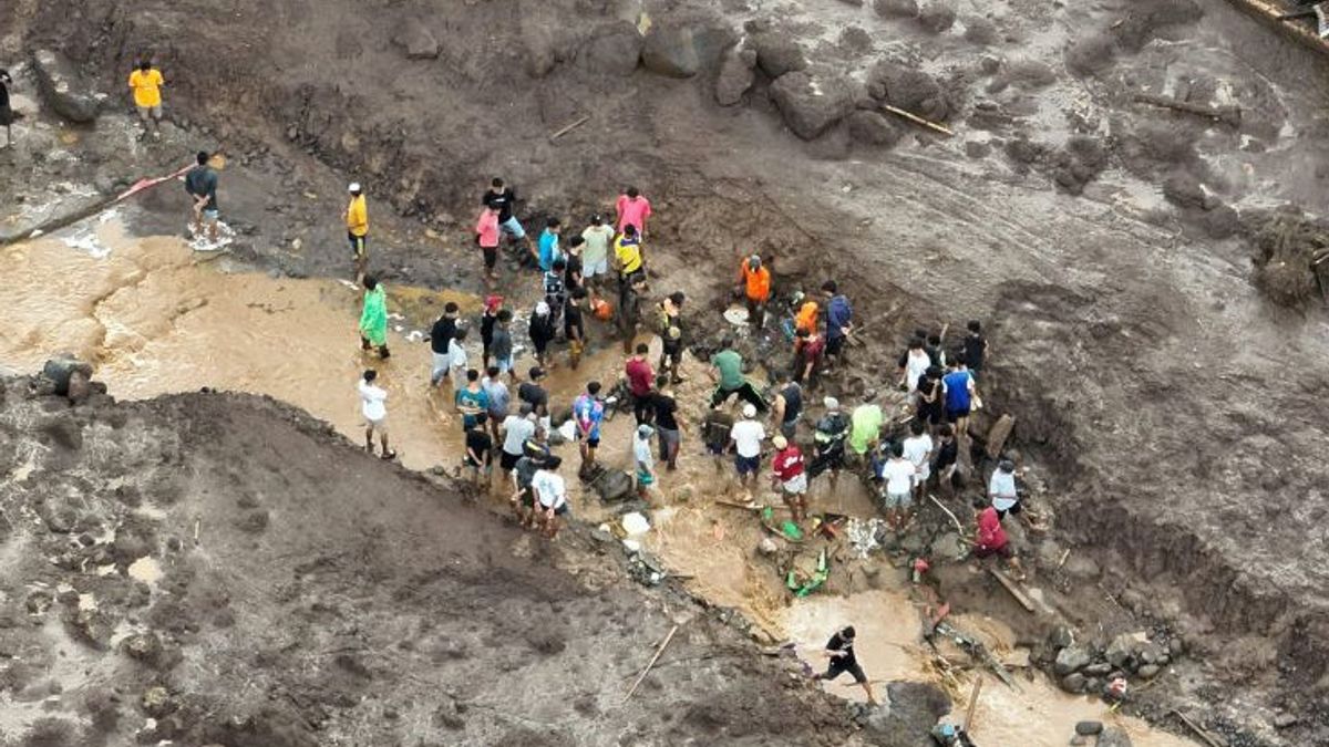 7 morts dans les crues de Ternate, nombre de morts pourraient croître