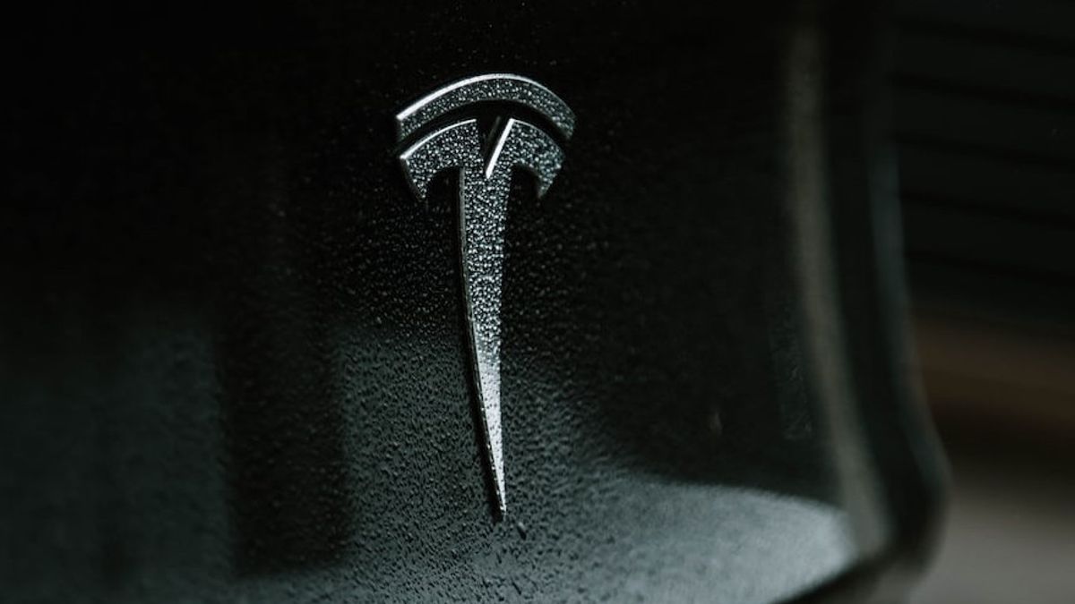 Tesla Replaces Ultrasonic Sensors in Its Vehicles with Tesla Vision