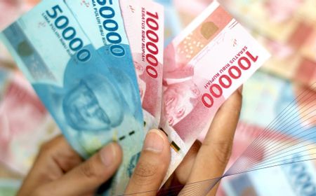 Rupiah Selasa Ditutup Menguat ke Level Rp13.675 per Dolar AS