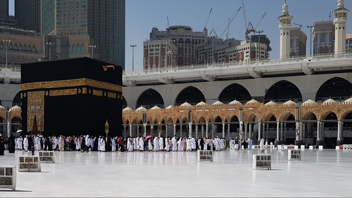 Respons Fenomena Umrah 'Backpacker', Komisi VIII DPR Ingatkan Umat Islam Umrah Lewat Agen Resmi