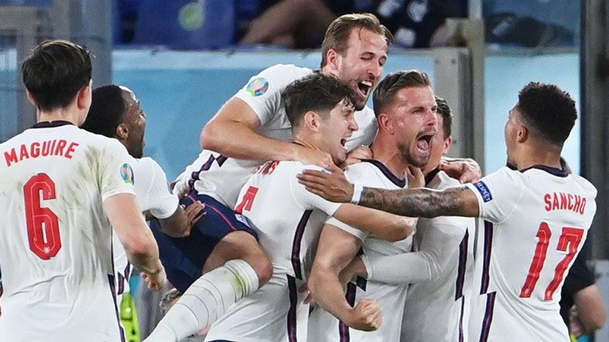 イングランドがウクライナに4-0で勝利し、ユーロ2020準決勝に進出