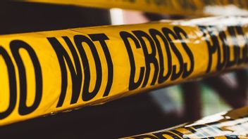 Russian House in Prague Bombed with Molotov Cocktails