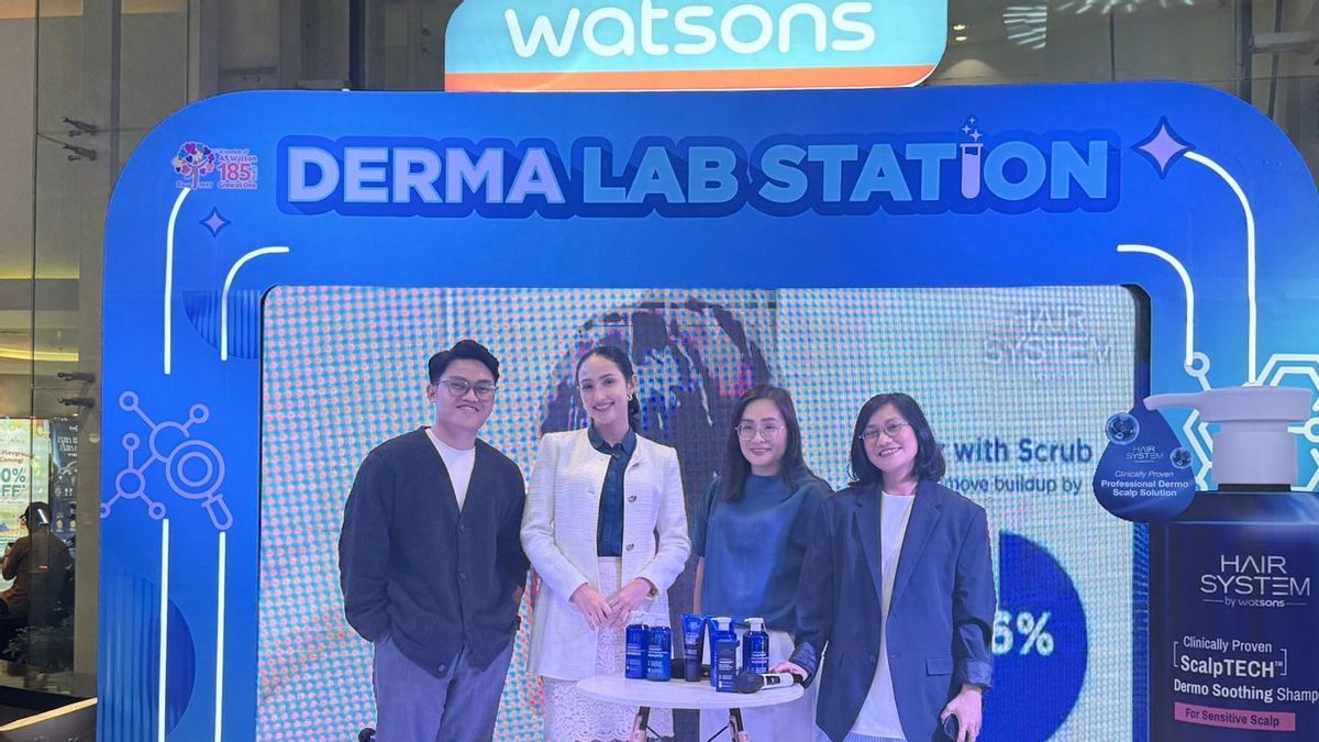 Watsons ने डर्मो लैब स्टेशन इवेंट में हेयर सिस्टम उत्पाद पेश किए