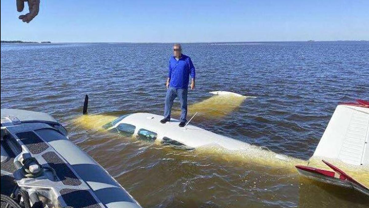 وكيل الاتحادية ينقذ طيار الطائرة الذي غرق في خليج فلوريدا على دورية