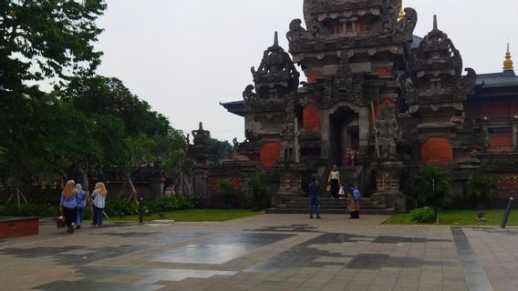 Ahead Of The Nataru Holiday, TMII Visitors Doubled