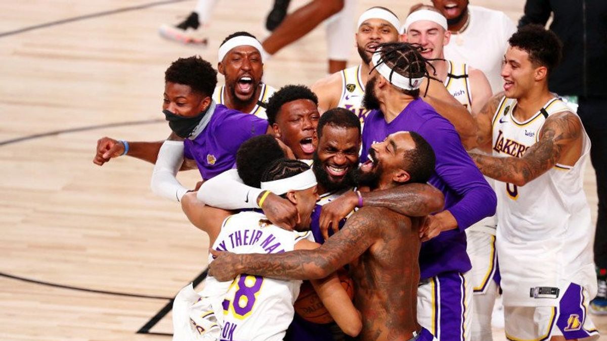 LA Lakers Dedikasikan Gelar Juara NBA untuk Kobe Bryant
