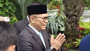 Adies Kadir Tiba di Istana Jelang Pengambilan Sumpah Hakim MK