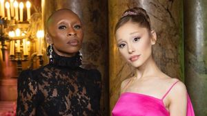 Momen Cynthia Erivo Lindungi Ariana Grande dari Serangan Penggemar