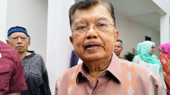 尤素福·卡拉(Jusuf Kalla)希望女性不要忽视教育