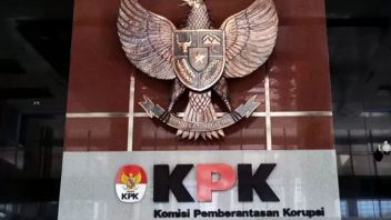 KPK Duga Anggota Polri Bambang Kayun Terima Uang Hingga Toyota Fortuner