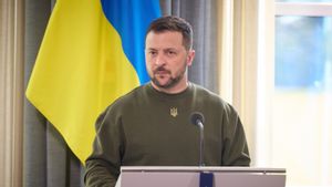 Presiden Ukraina Zelensky Usulkan Undang-Undang Pencabutan Penghargaan dari 'Pengkhianat'