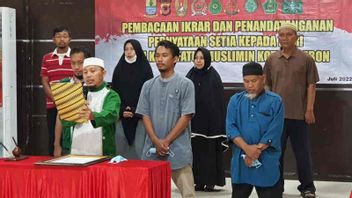 15 Followers Of The Khilafatul Muslimin Cirebon Pledge Loyalty To The Republic Of Indonesia