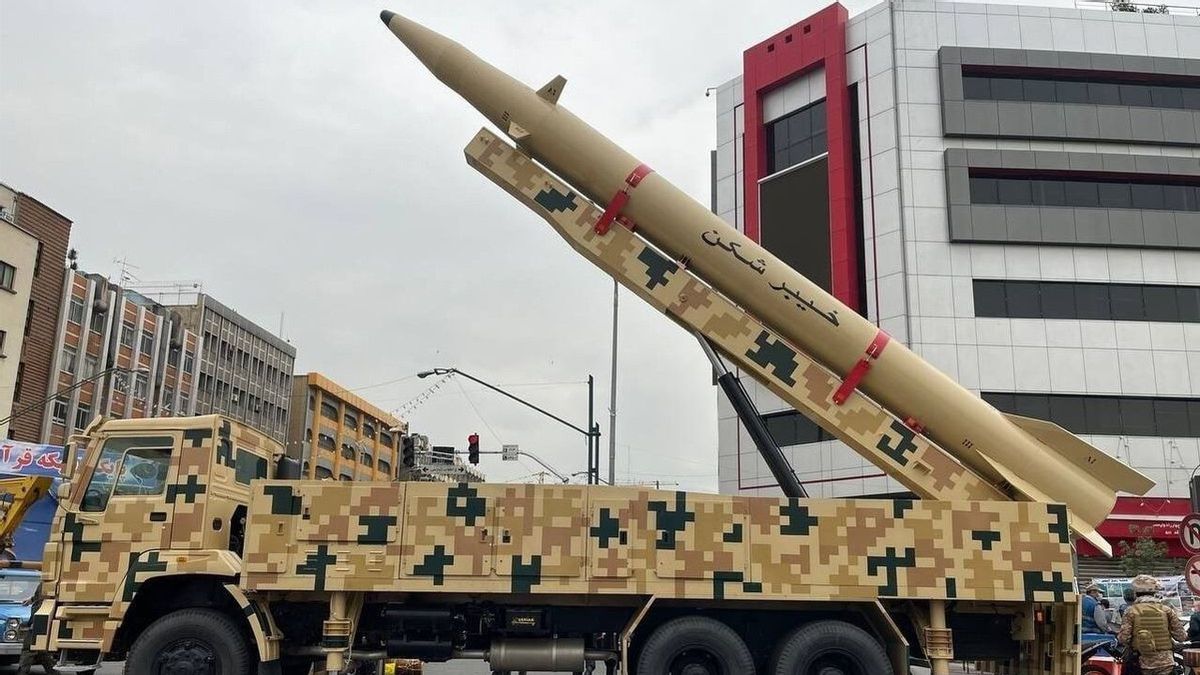 La particularité du missile Kheibar Shekan, l'un d'entre eux est équipé d'un dispositif qui peut perturber le radar