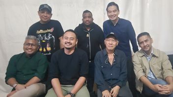 格伦·弗雷德利离开五年后,The Bakuucakar仍然以家庭的身份生活