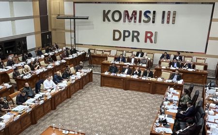 Jaksa Agung Diminta Jelaskan Kasus Tom Lembong, Komisi III DPR: Jangan-jangan Ini Orderan