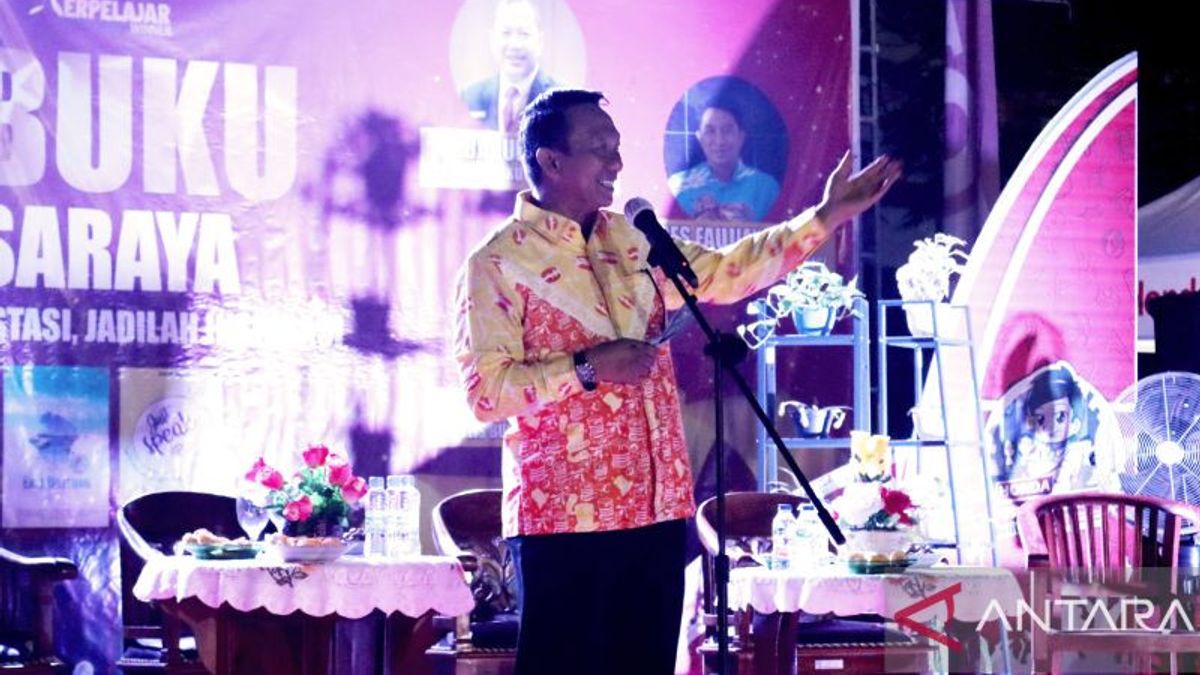 Bupati Belitung Timur Beri Apresiasi Guru Inspiratif,  Berperan Mendidik Siswa Berinovasi dan Kreatif