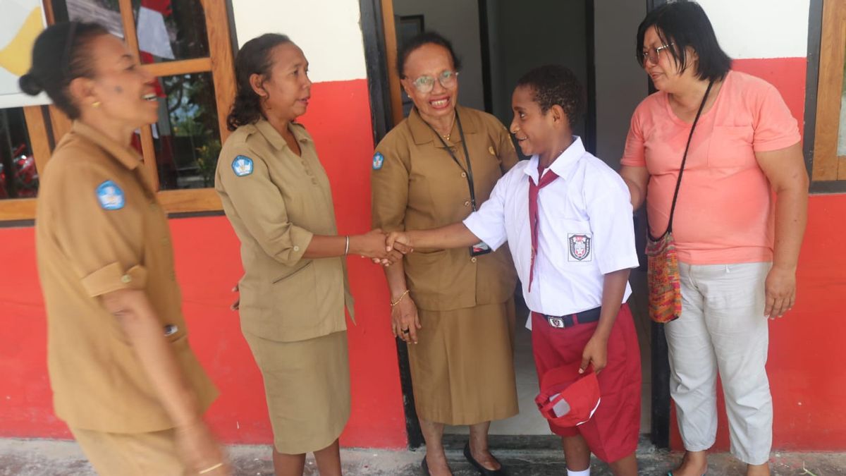 Seorang Anak Korban Kekerasan KKB di Papua Kini Bisa Bersekolah Lagi