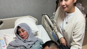 Jalani Operasi di Singapura, Raffi Ahmad Minta Doa untuk Kesembuhan Ibunda