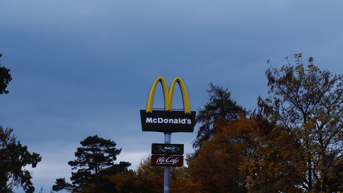 マクドナルドは店舗を閉鎖するだけでなく、ロシアを離れる準備ができている